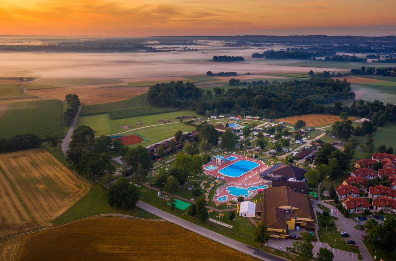 Terme Banovci - Hotelsko Naselje Zeleni Gaj Экстерьер фото
